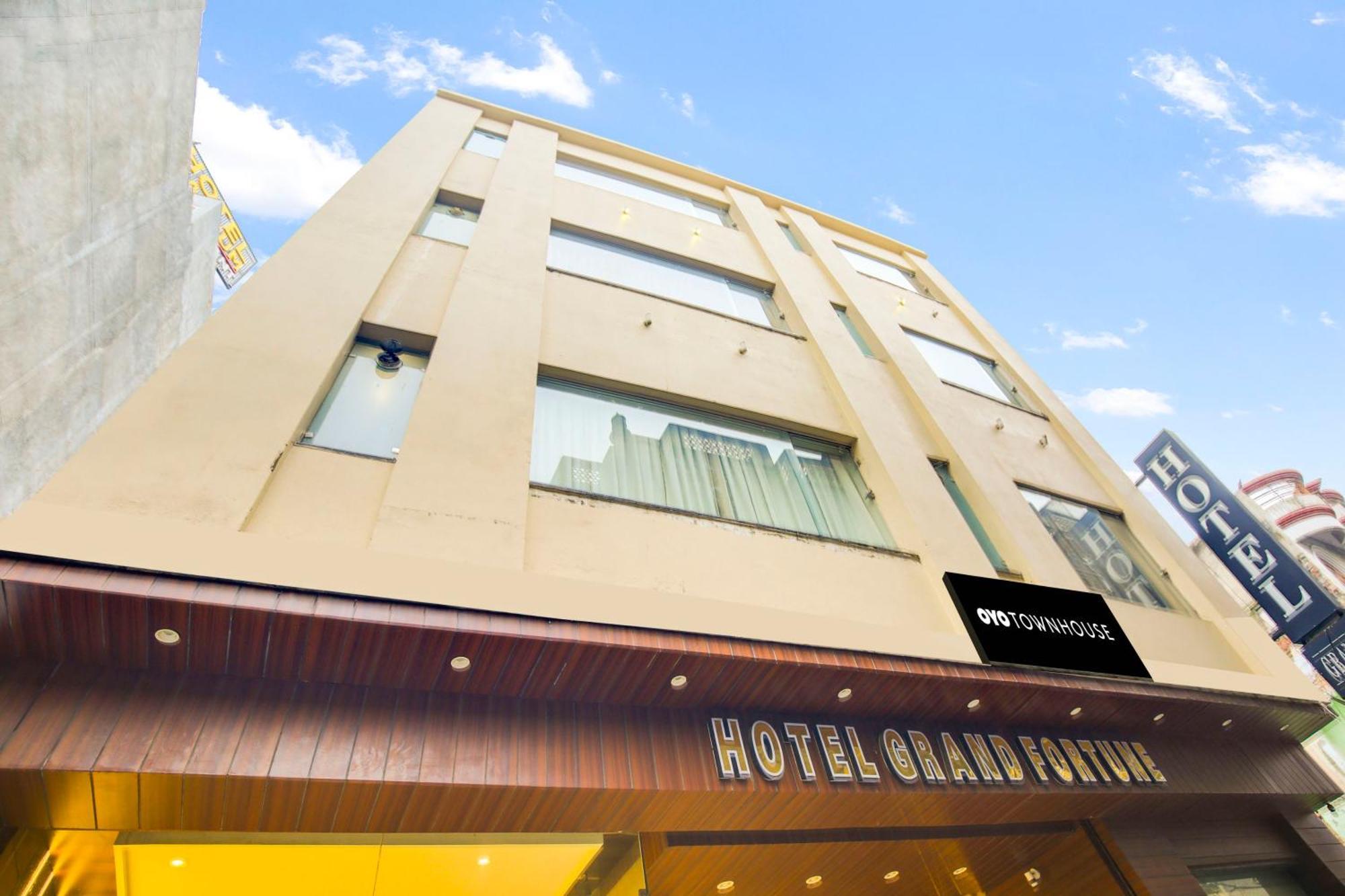 Super Townhouse Grand Fortune Амрітсар Екстер'єр фото
