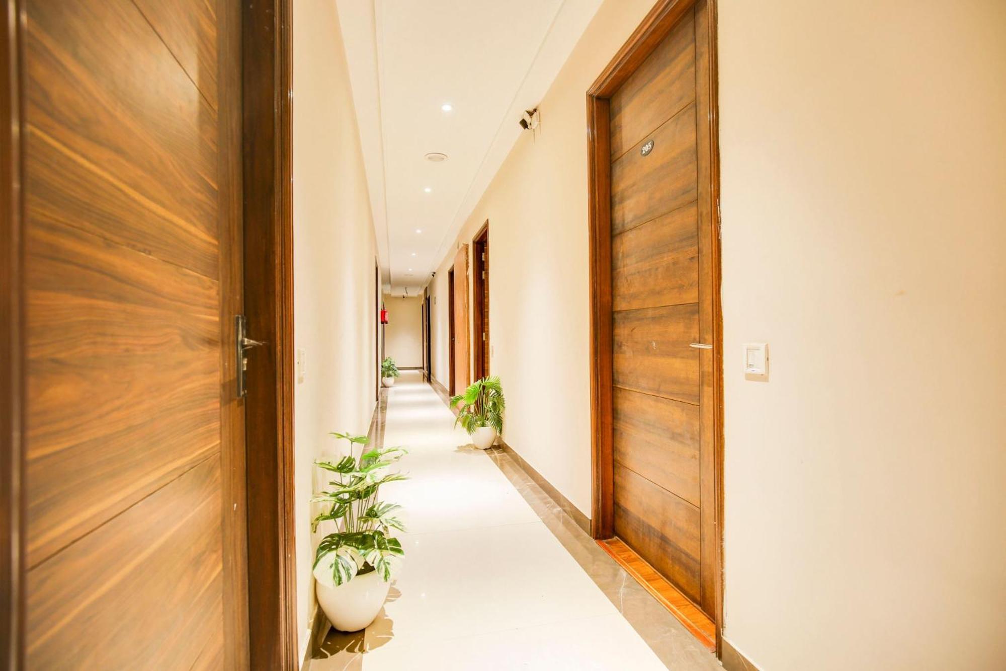 Super Townhouse Grand Fortune Амрітсар Екстер'єр фото